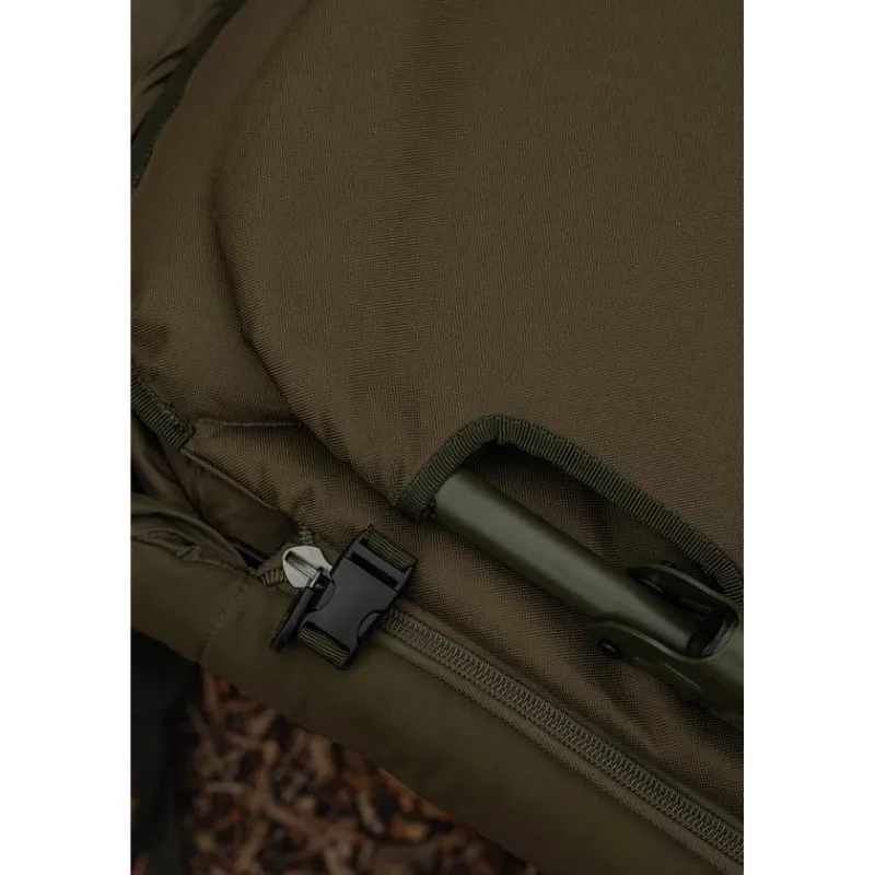 Avid Carp Bedchair Revolve System