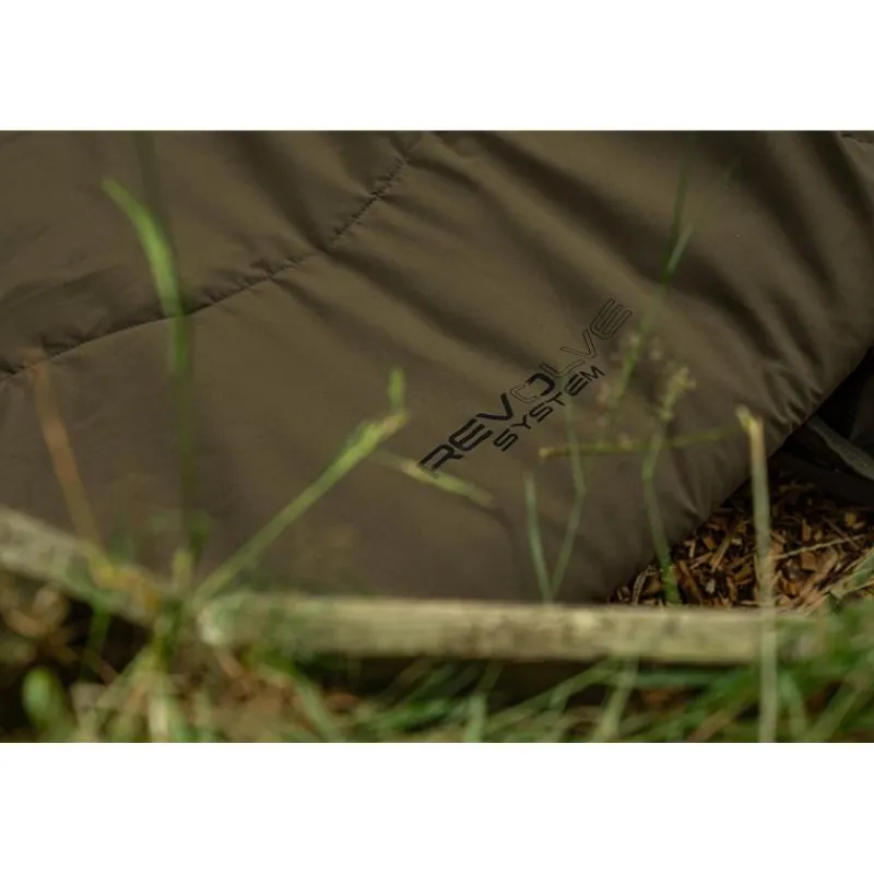 Avid Carp Bedchair Revolve System