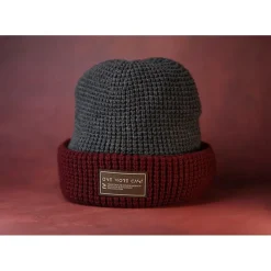 One More Cast Bonnet Berry Toastie Beanie 100% Waterproof - Gris/Rouge