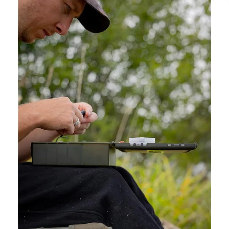 Fox Boîte À Accessoires “Loaded” Medium Tackle Box