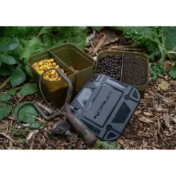 Korum Boîte À Appâts Divided Bait Tub