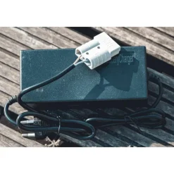 Voltacase Chargeur Lithium Lifepo4 14.6V 1A Pour Valise 5Ah