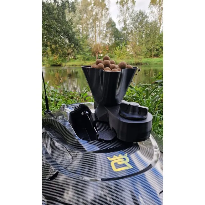 Carp Royal Distributeur D'appâts Pour Bateau Amorceur Hurricane